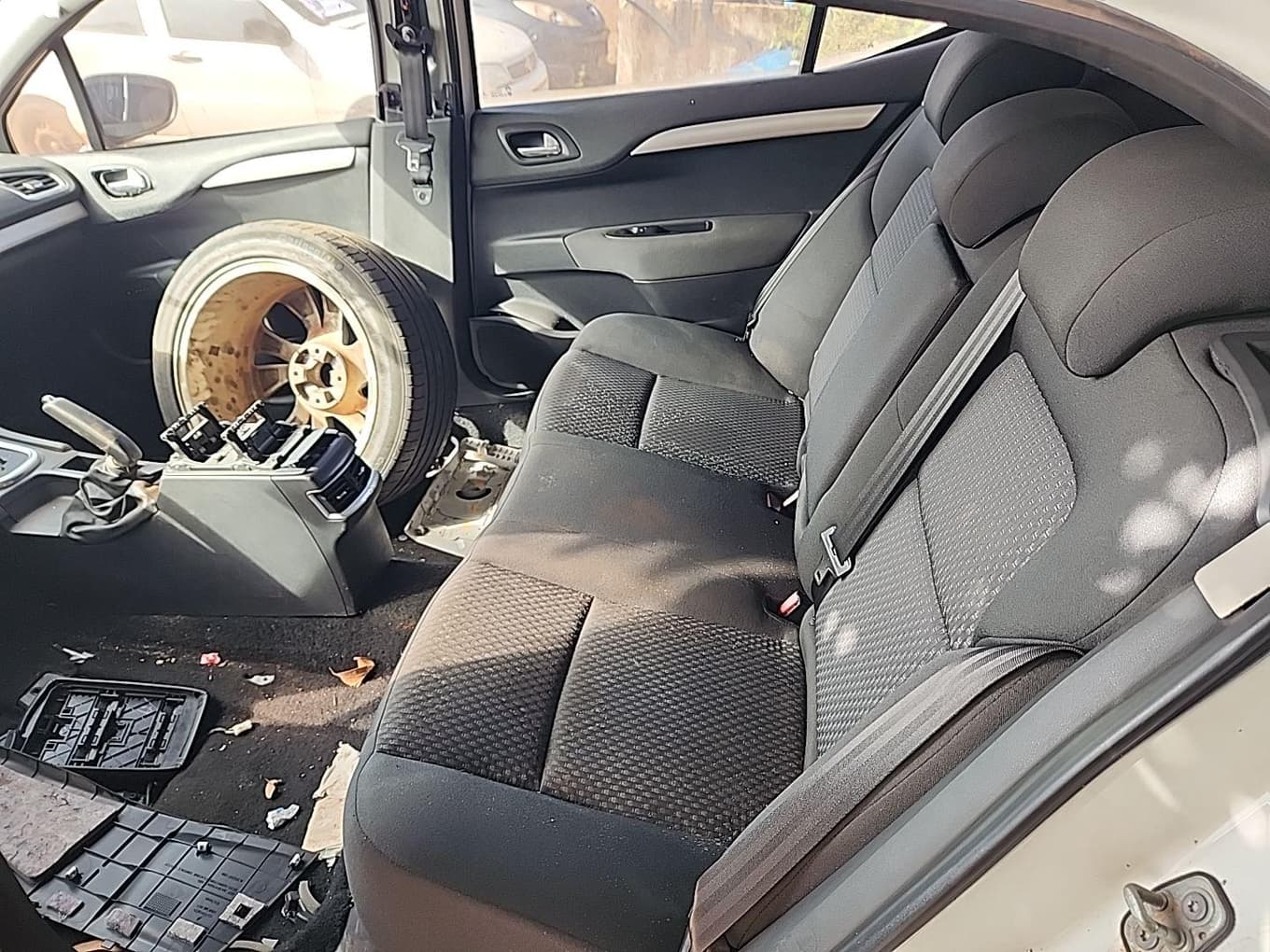 Citroën C4L A2 L Tend 2014 — foto 7