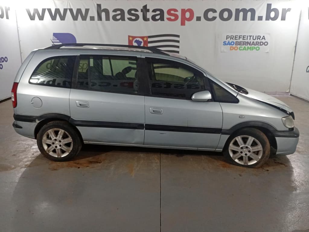 Chevrolet Zafira Elegance 2010 — foto 2