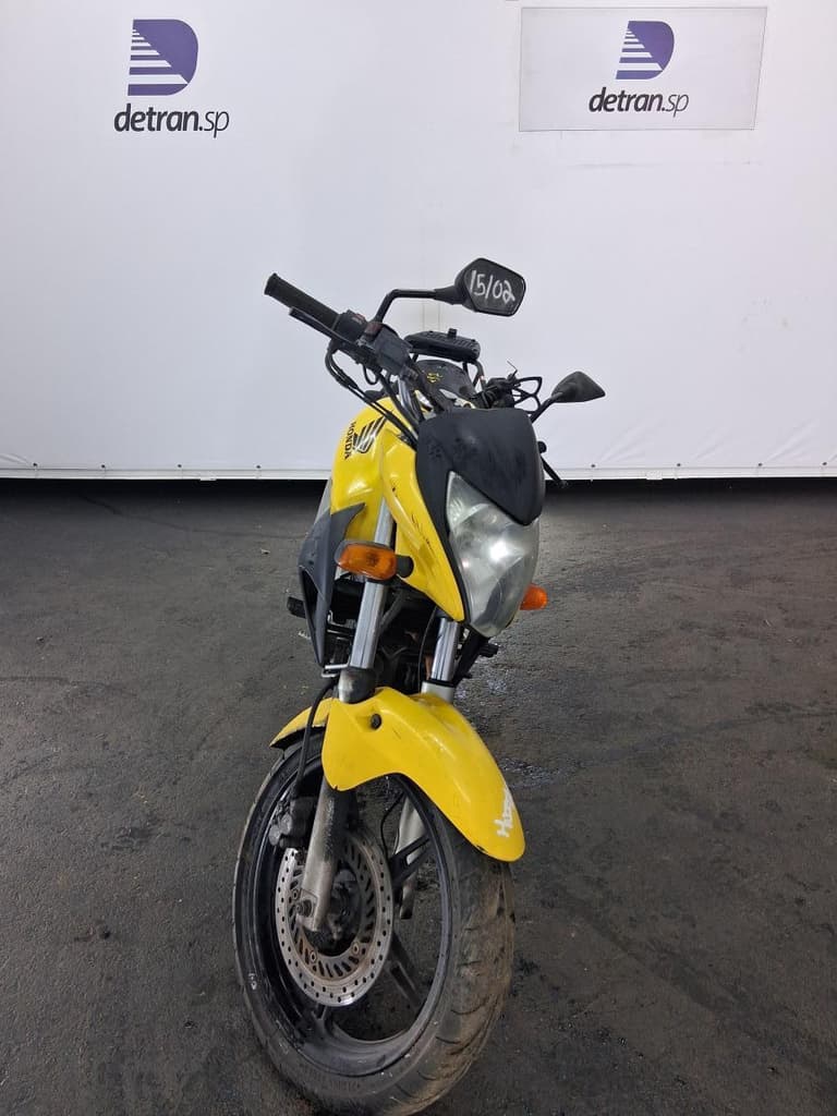 Honda CB 300r 2012 — foto 3
