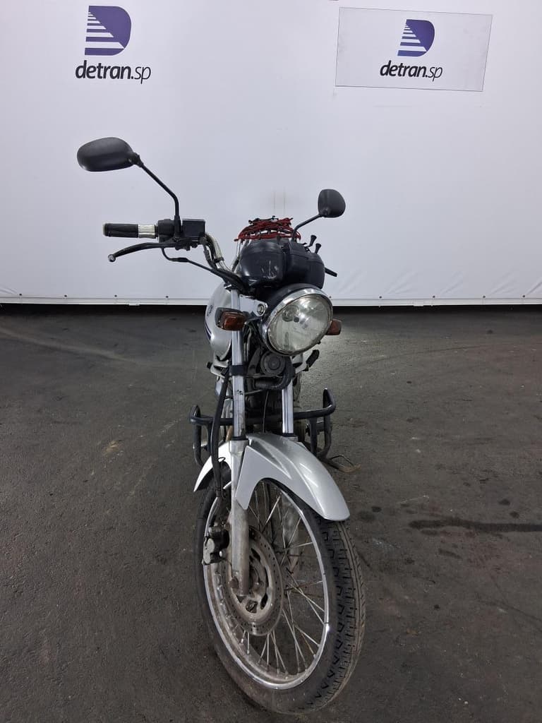 Yamaha YBR 125ed 2006 — foto 3