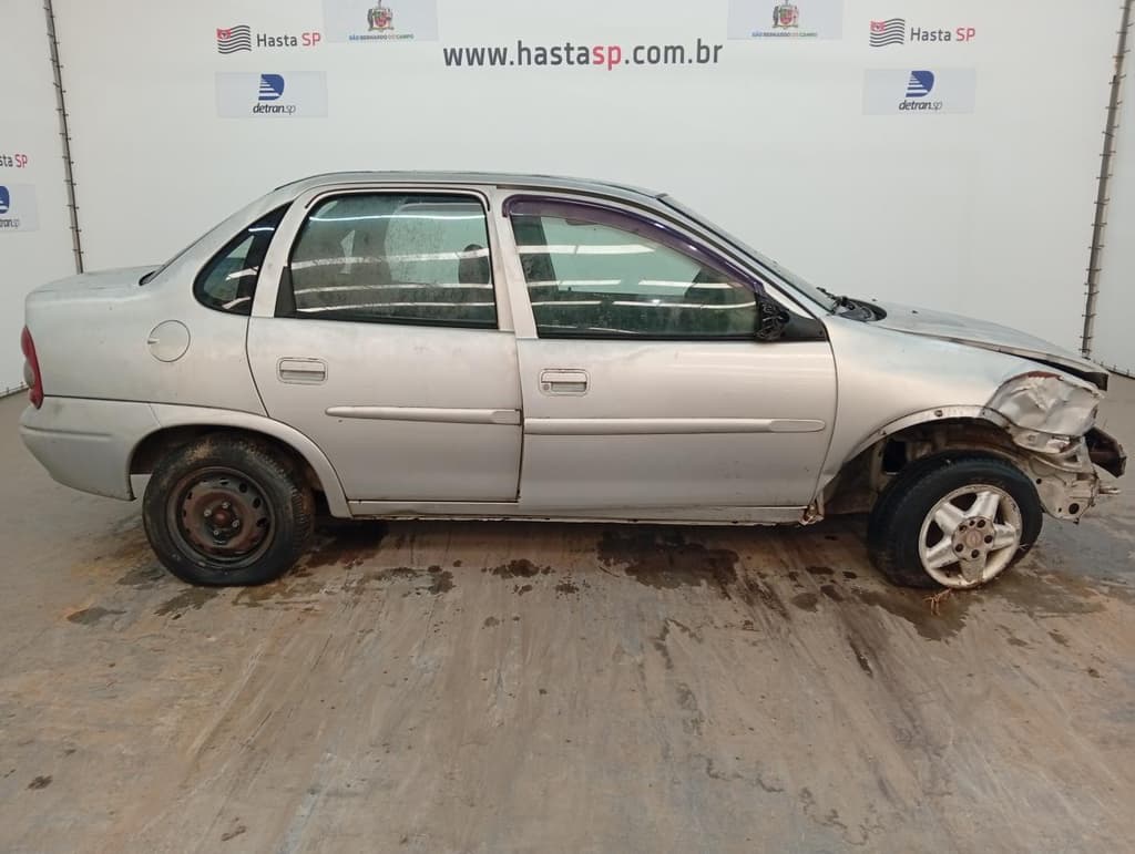 Chevrolet Corsa Wind 2001 — foto 1