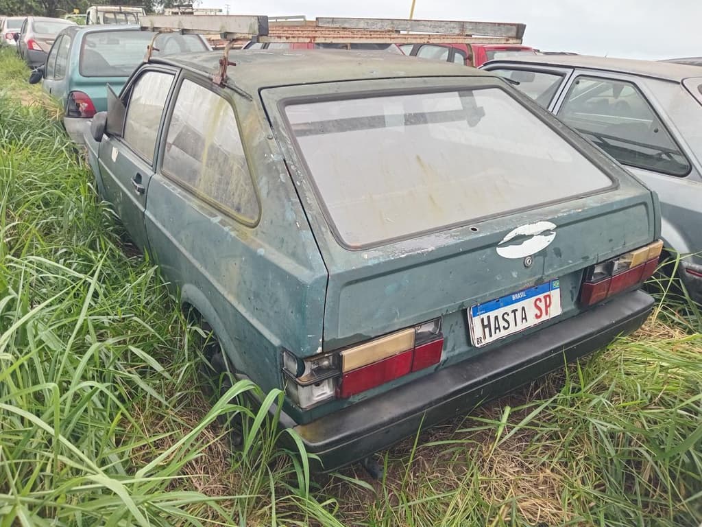 Volkswagen GOL 1984, verde