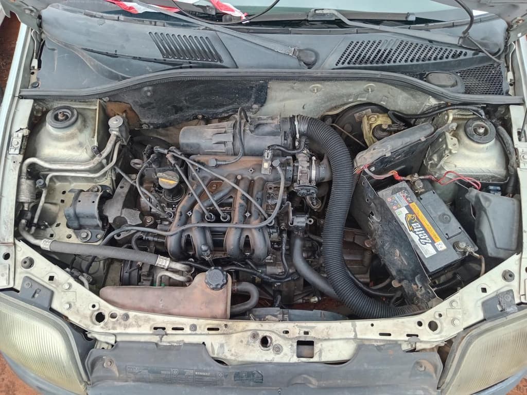 Renault Clio RL 1.0 2003 — foto 6