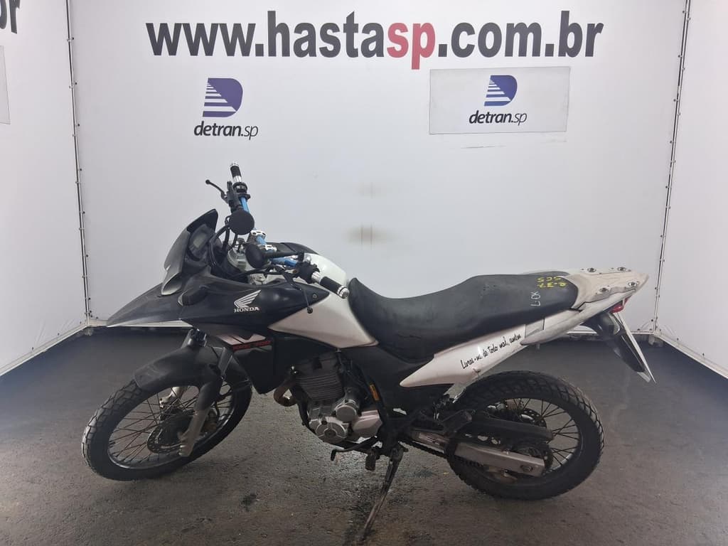 Honda XRE 300 2015 — foto 2