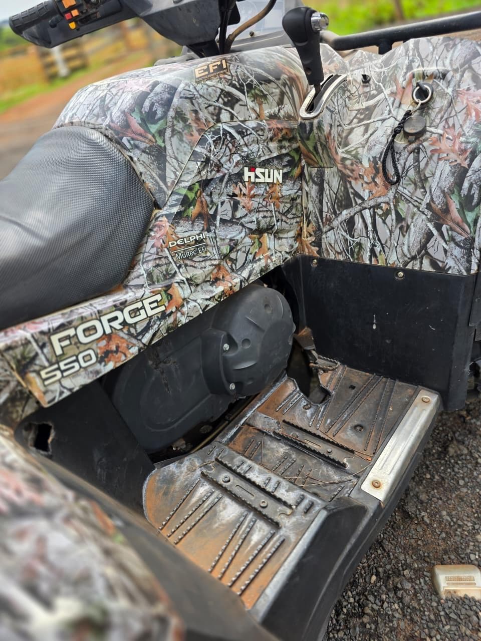 Quadriciclo Hisun Delphi Forge 550cc 4X4 - 2015 — foto 3