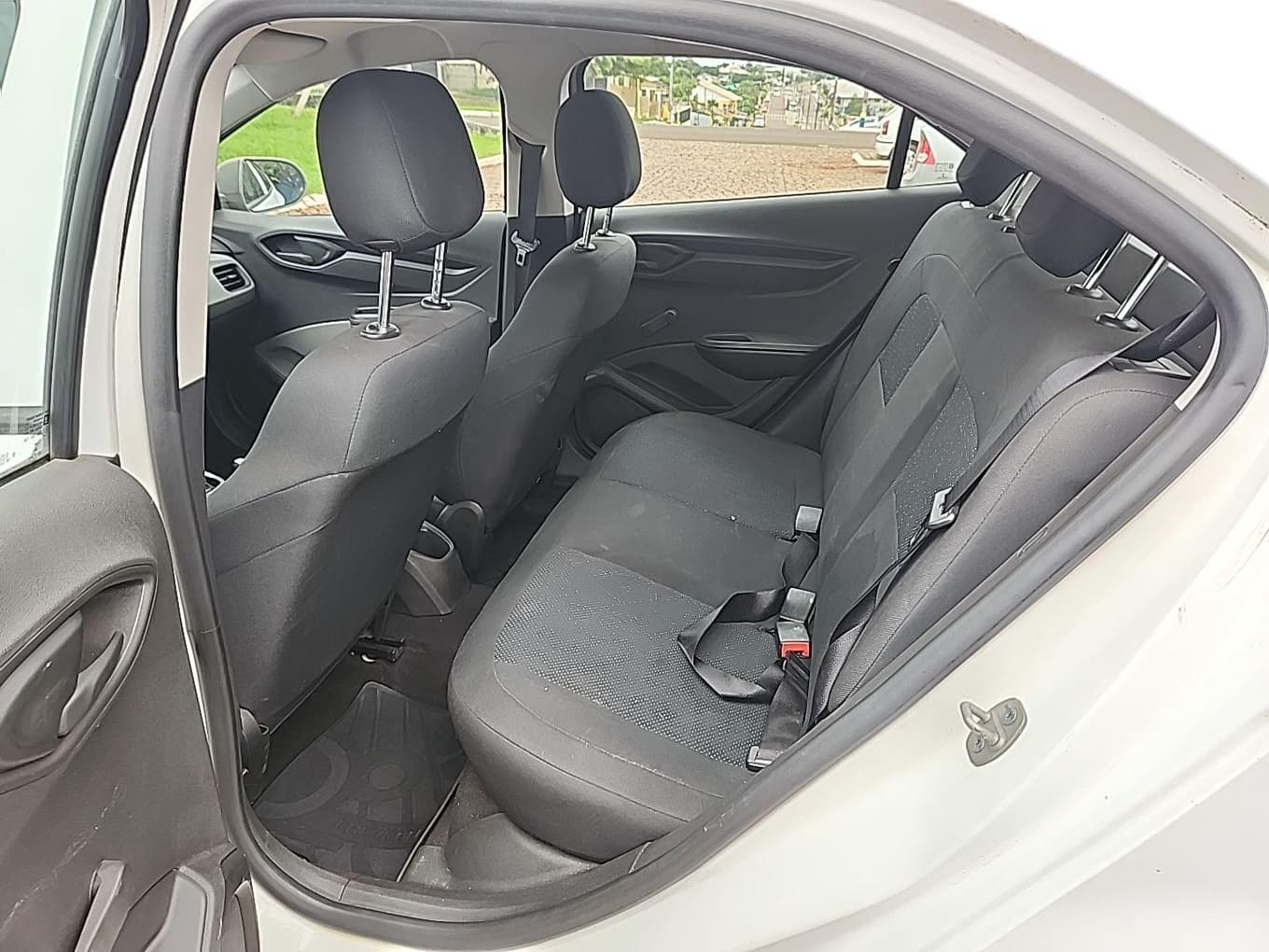Chevrolet Onix 10mt Joye 2018 — foto 38