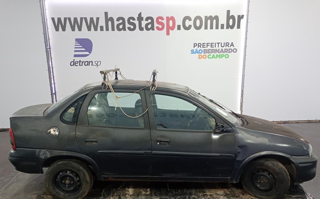 Chevrolet Corsa Milenium 2002 — foto 2