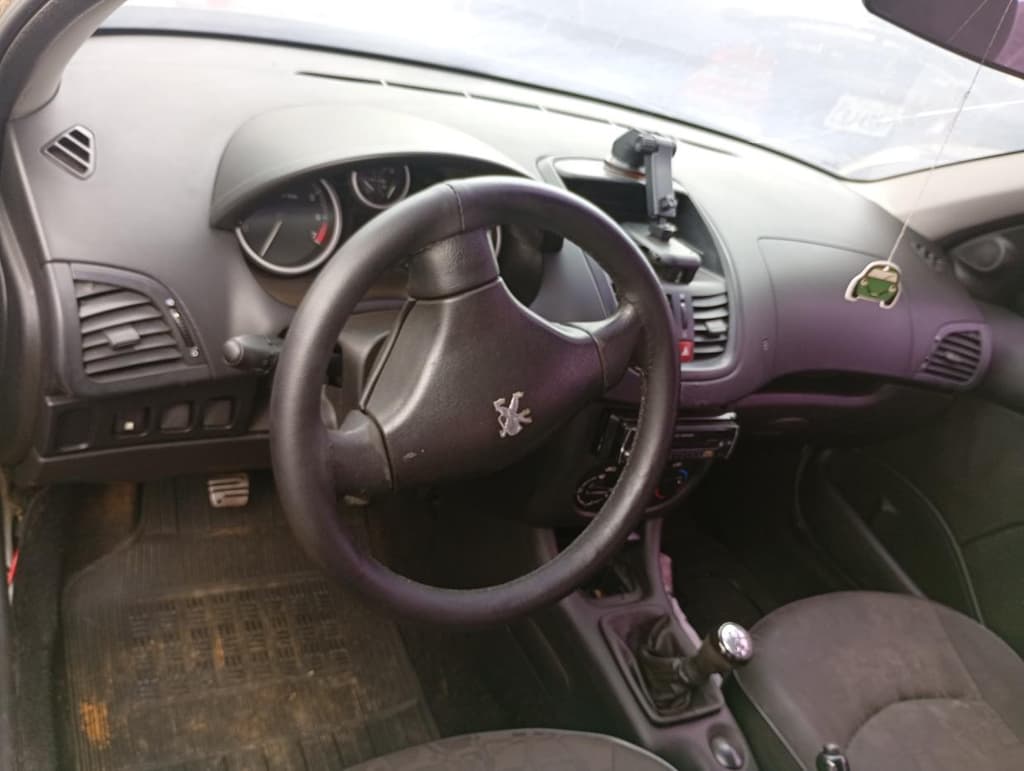 Peugeot 207sw XR S 2009 — foto 6