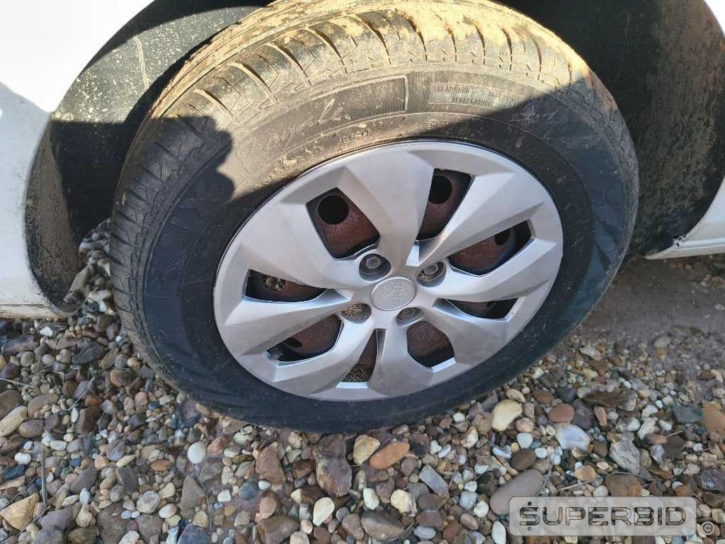 Volkswagen Voyage TL MB 2016 — foto 5
