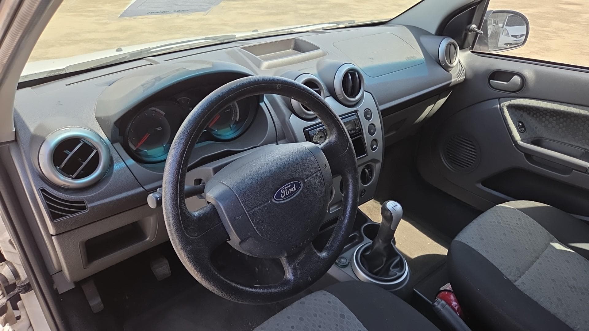 Ford Fiesta Flex de 2014 — foto 8