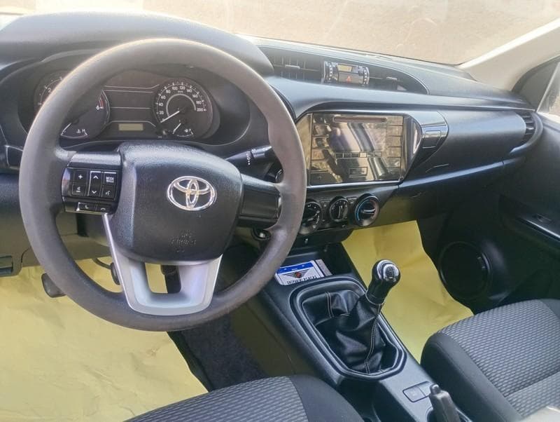 Toyota Hilux 2020 — foto 15