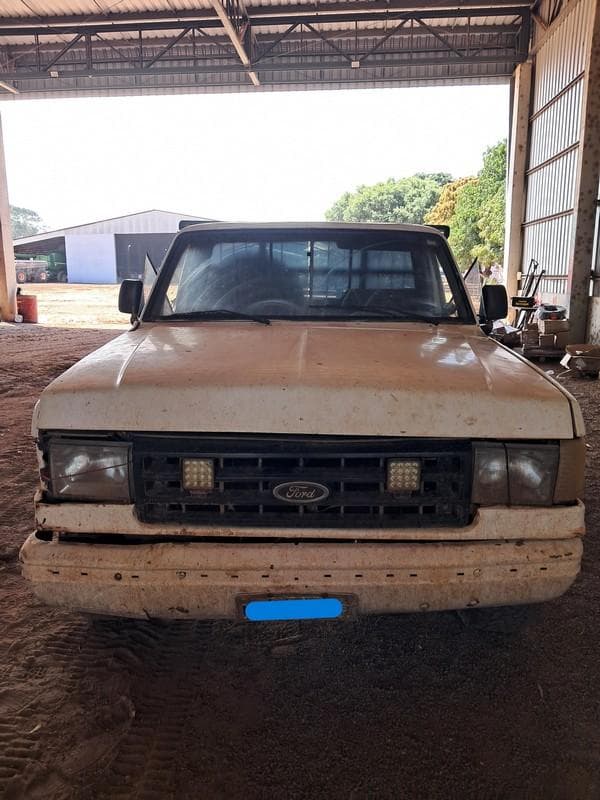 Ford F1000 4X4 D, 1994 — foto 3
