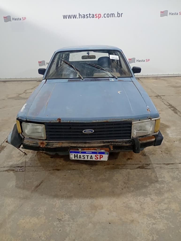 Ford Belina II 1980, azul