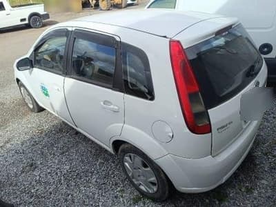 Ford Fiesta 2013 — foto 12