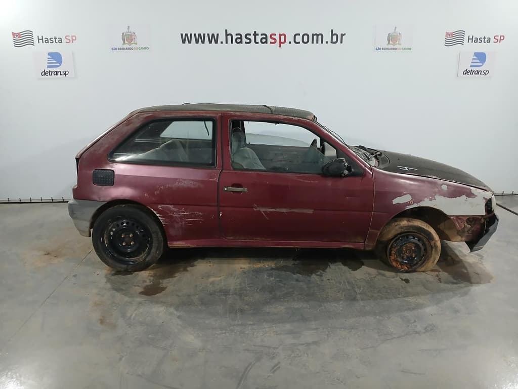 Volkswagen GOL 1000i 1995, vermelha