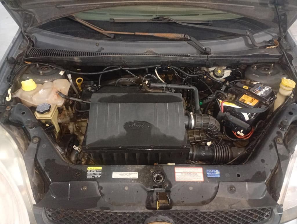 Ford Fiesta 2004 — foto 6