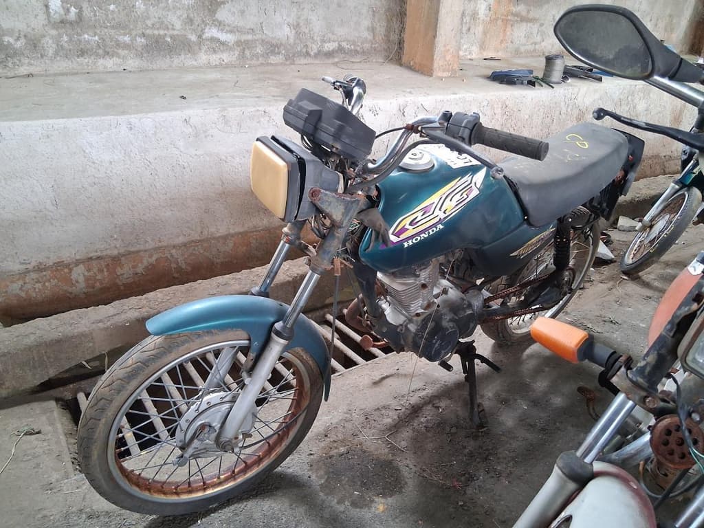 Honda CG 125 1999 — foto 2