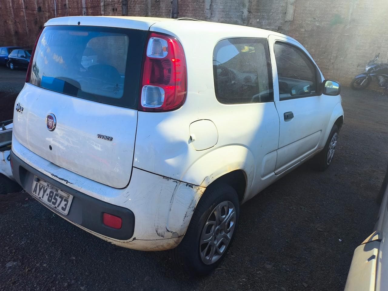 Fiat UNO Vivace 1.0, 2014 — foto 4