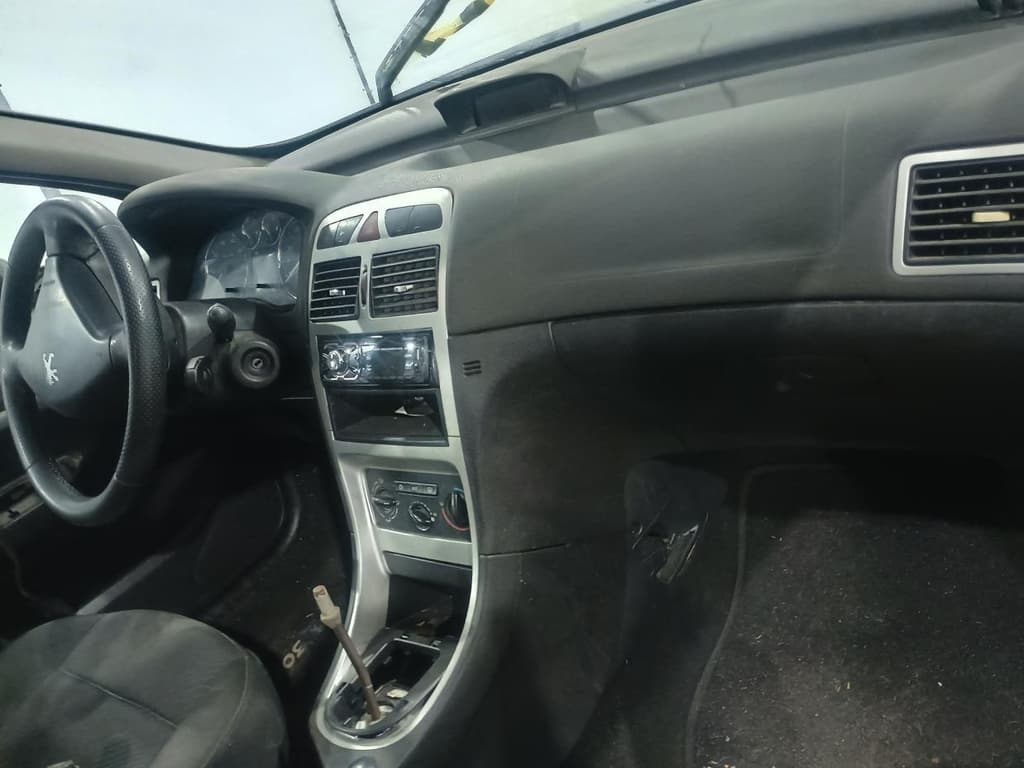 Peugeot 307 16 PR PK 2008 — foto 5
