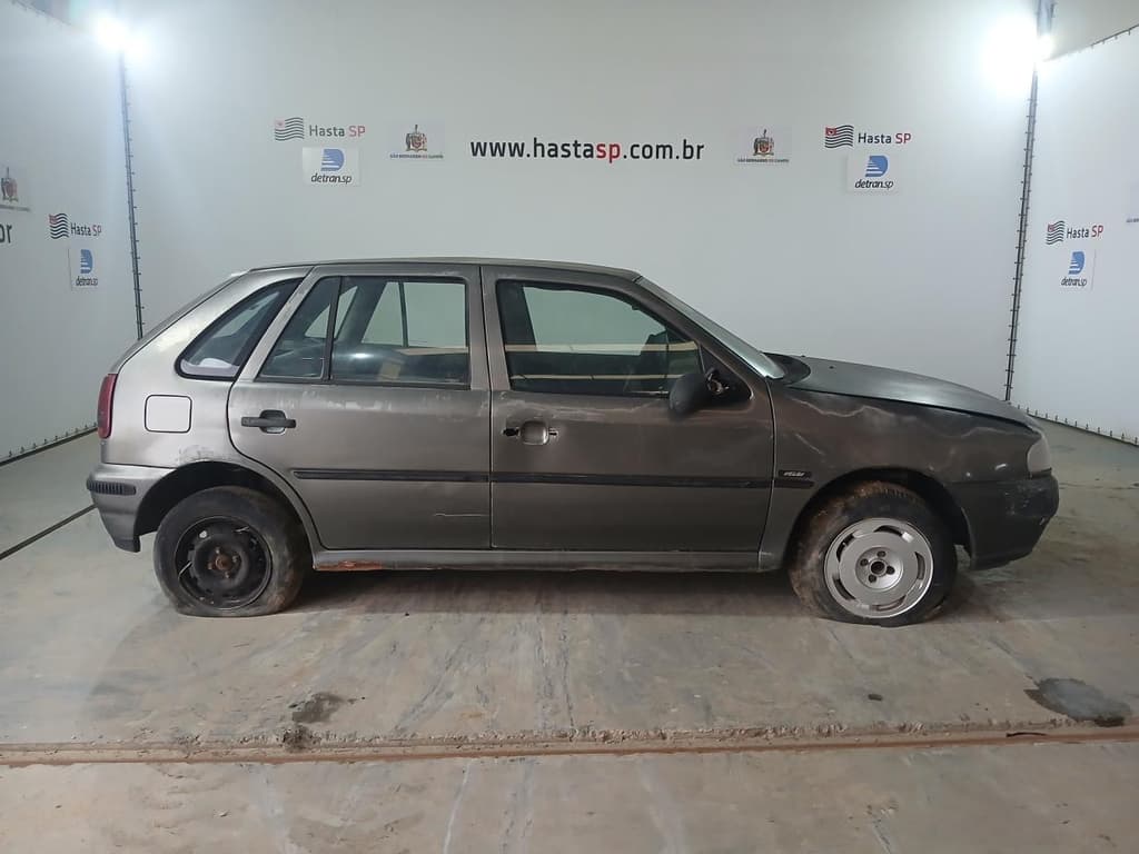 Volkswagen GOL 16V 1999 — foto 1