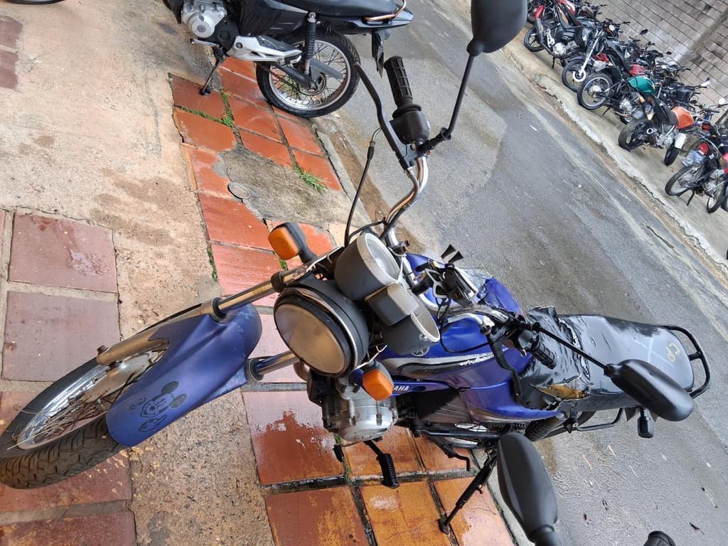 Yamaha YBR 125 2008 — foto 2