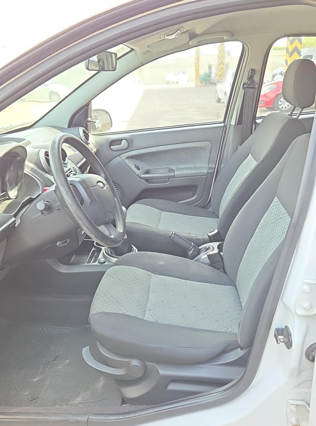 Ford Fiesta Flex de 2014 — foto 6