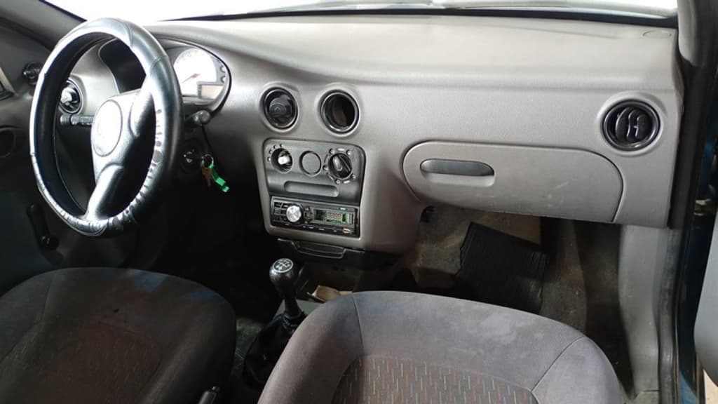 Chevrolet Celta 2001 — foto 5