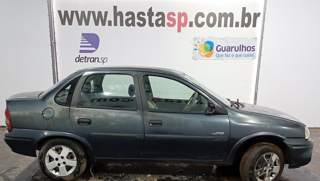 Chevrolet Classic Life 2008, cinza