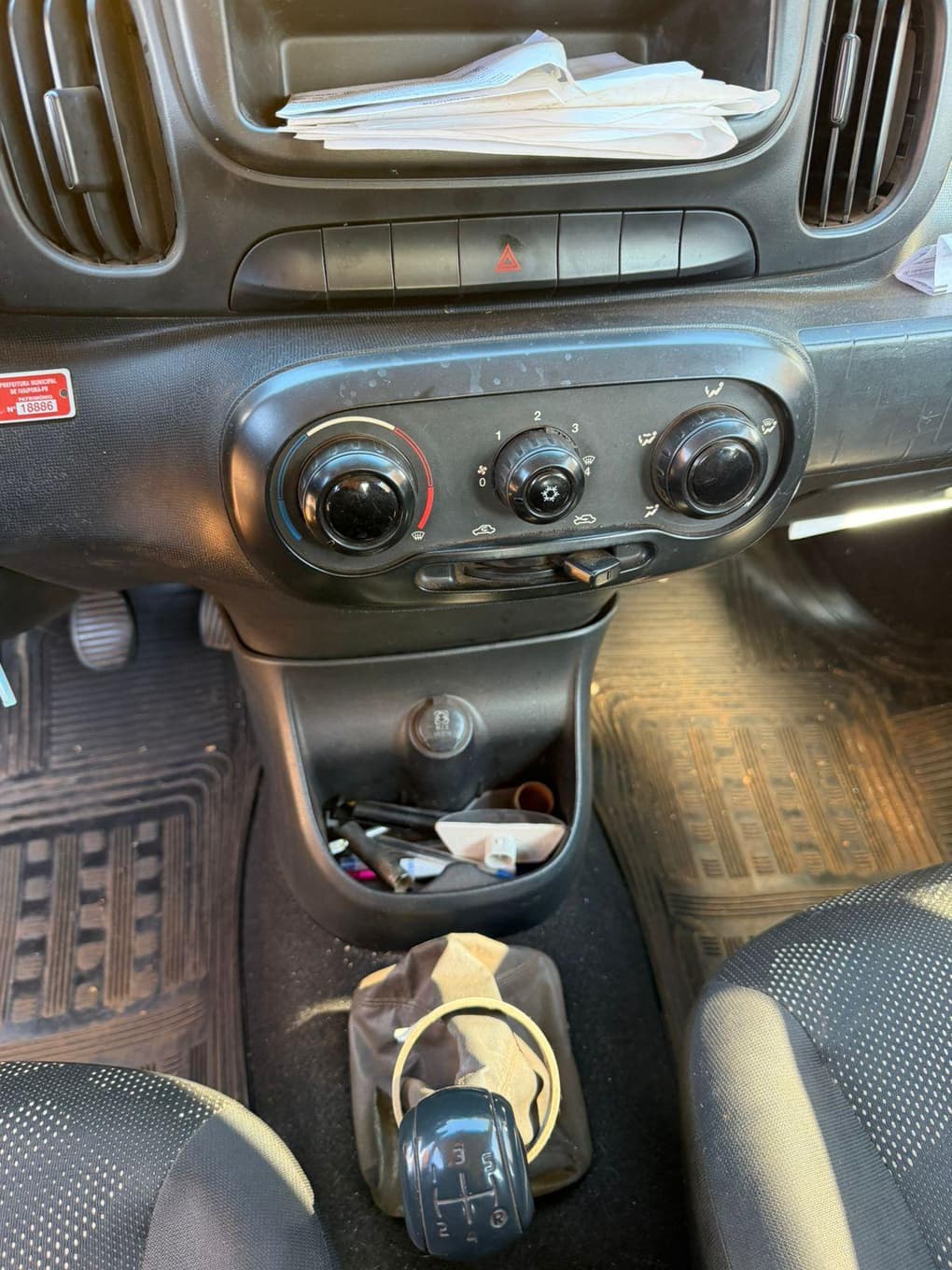 Fiat Mobi Easy On - 2016 — foto 12
