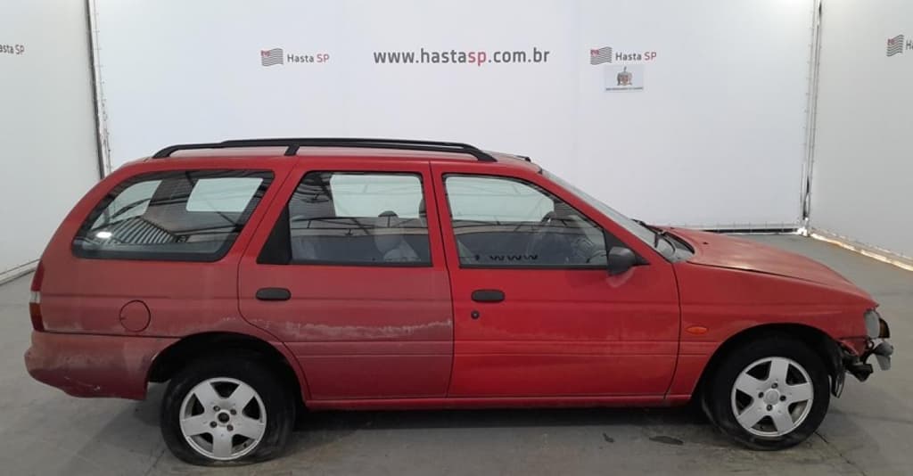 Ford Escort GL 16V F 1999, vermelha