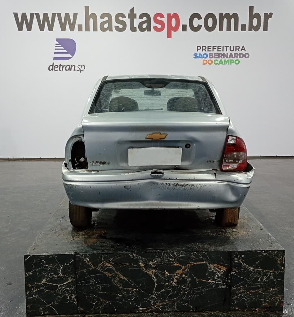 Chevrolet Classic 2010 — foto 4