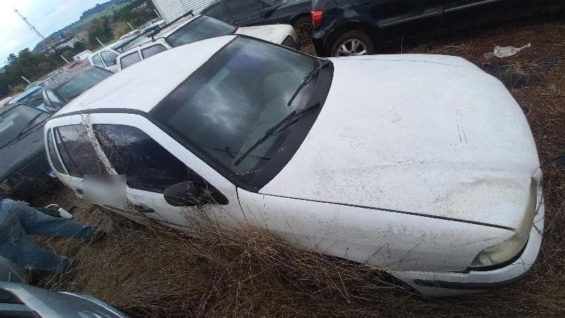Volkswagen GOL 16V Plus 2000 — foto 1