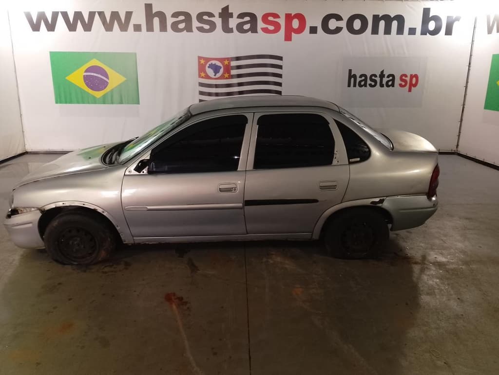 Chevrolet Corsa Milenium 2002 — foto 2