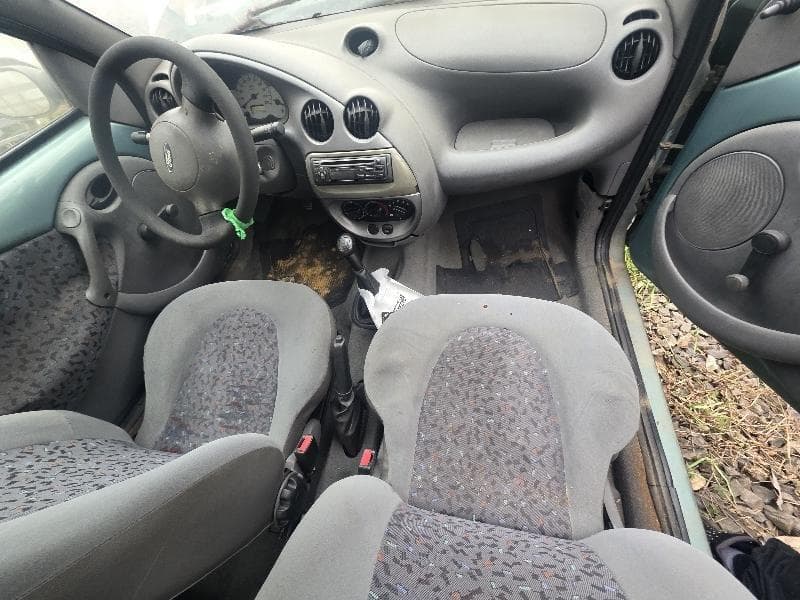 Ford Ford/ka GL 2001 — foto 6