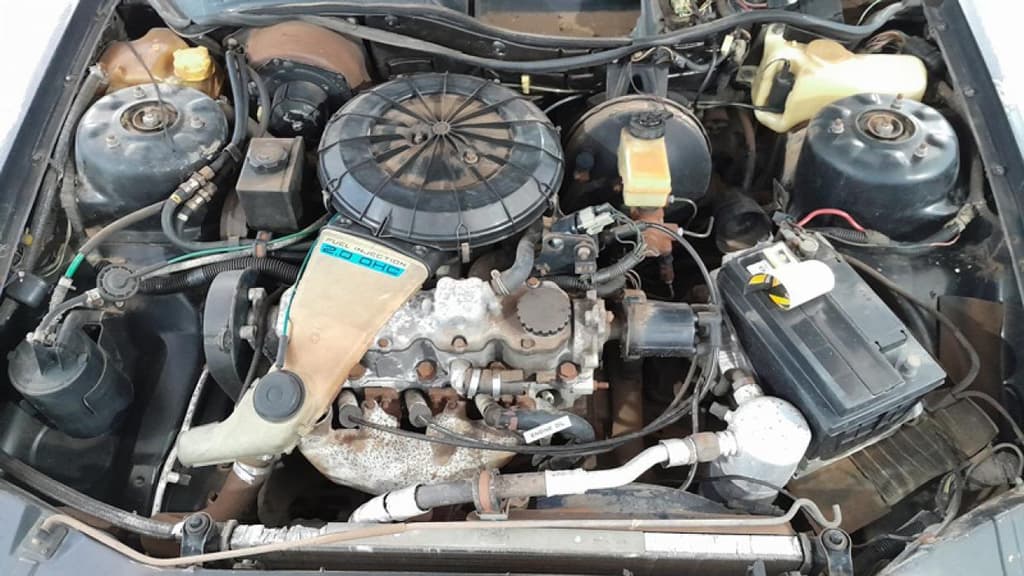 Chevrolet Monza SL EFI 1993, preta