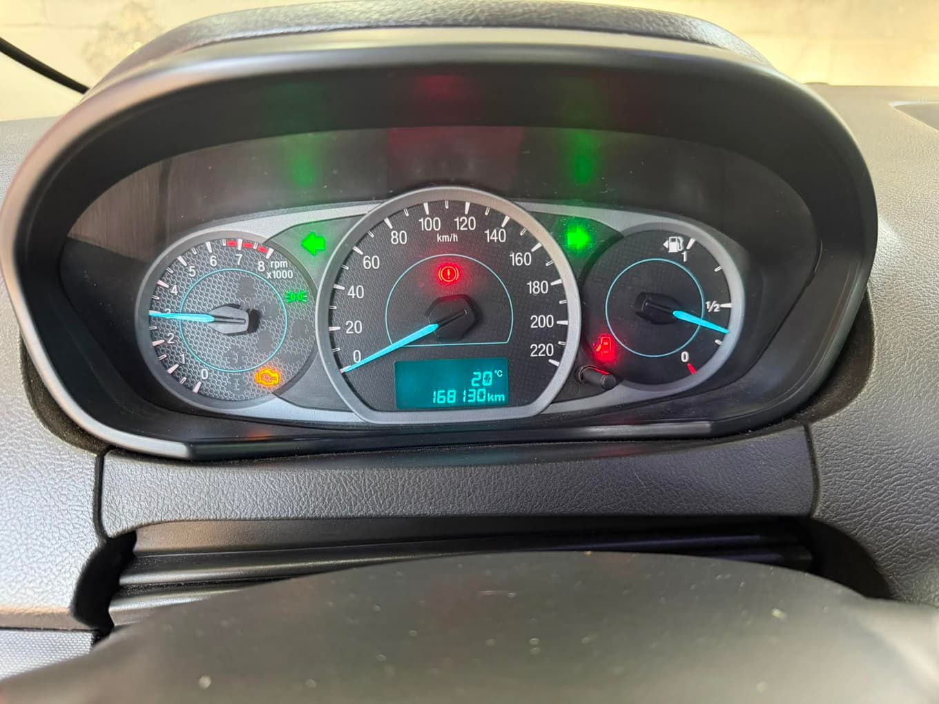 Ford Ka 2019 — foto 12