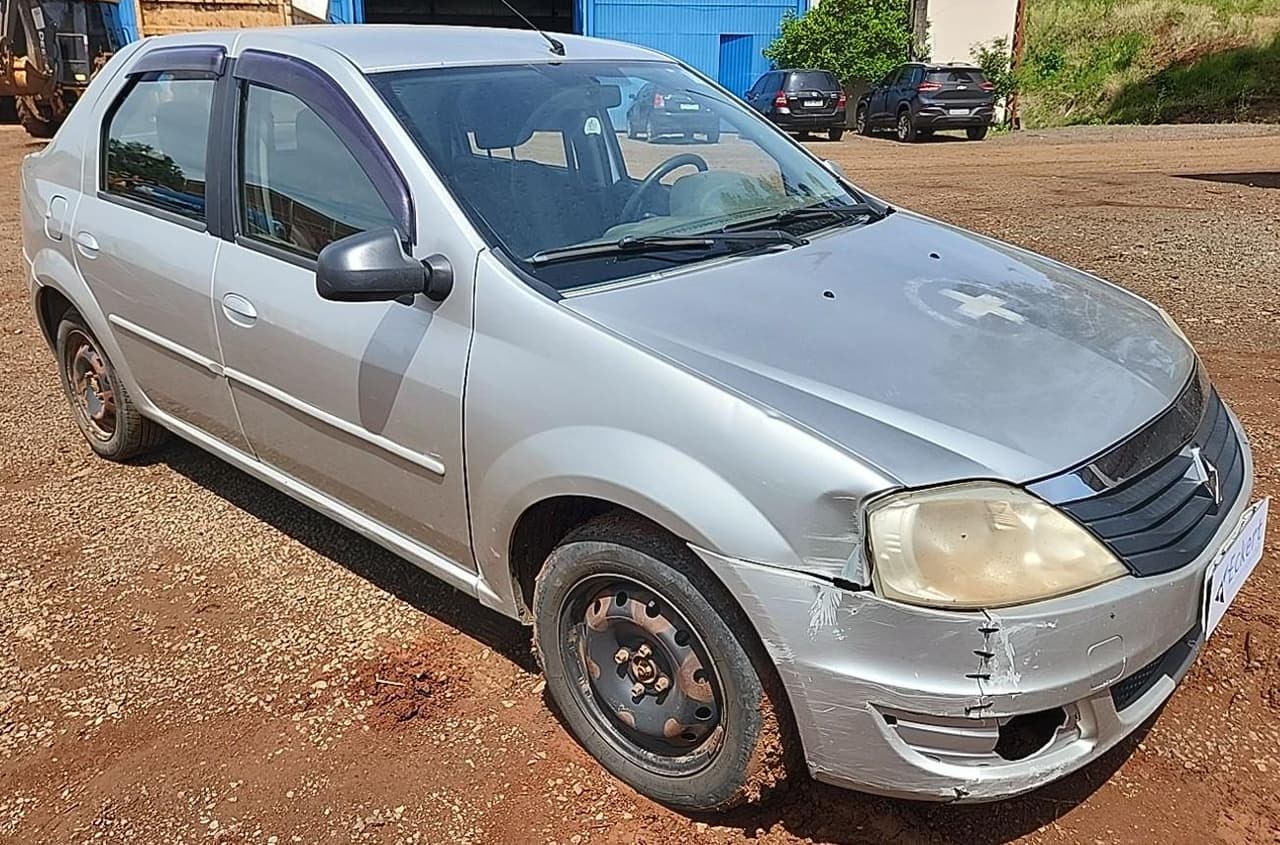 Renault Logan EXP 16 HP 2013 — foto 4