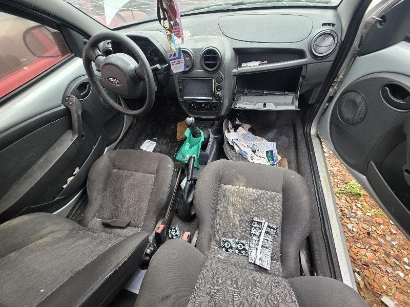 Ford KA Flex 2009 — foto 4