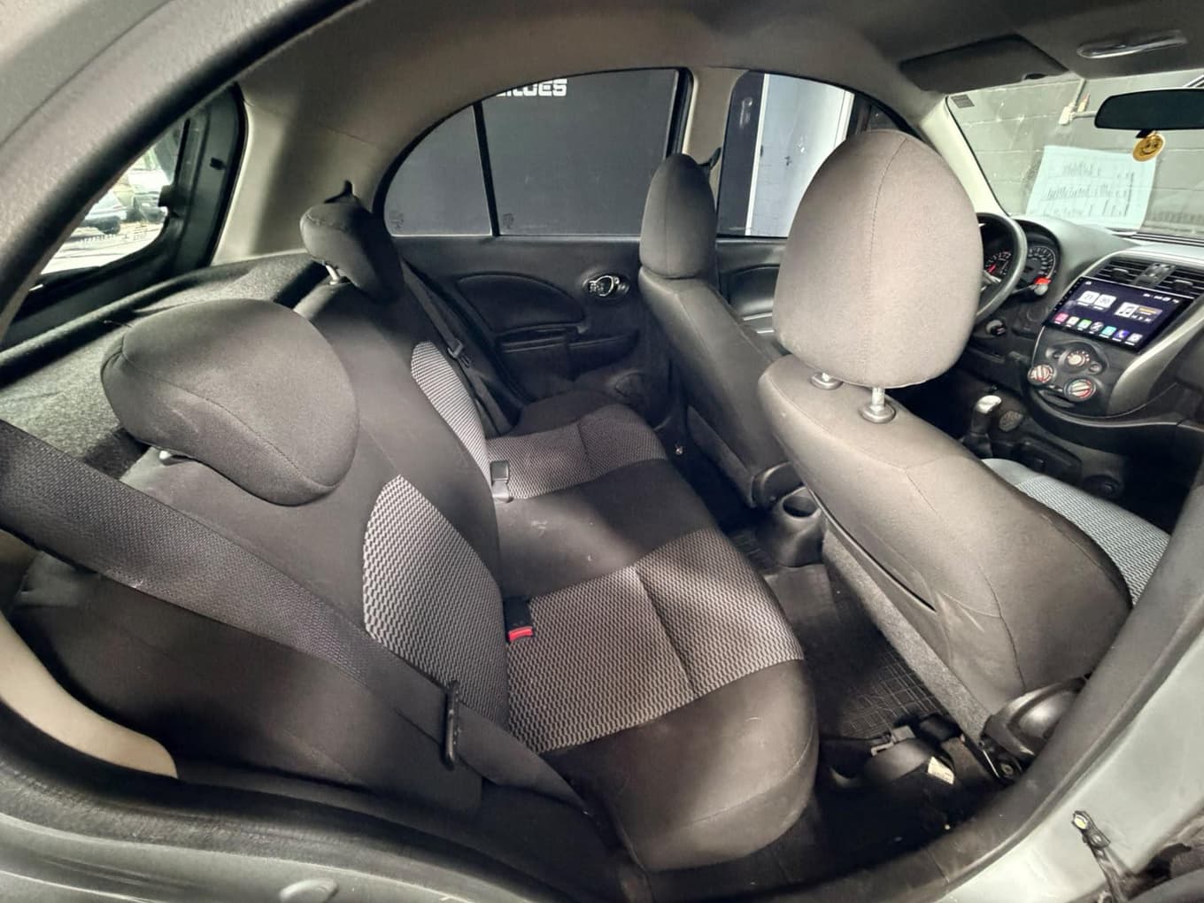 Nissan March S 1.0 2015 — foto 6
