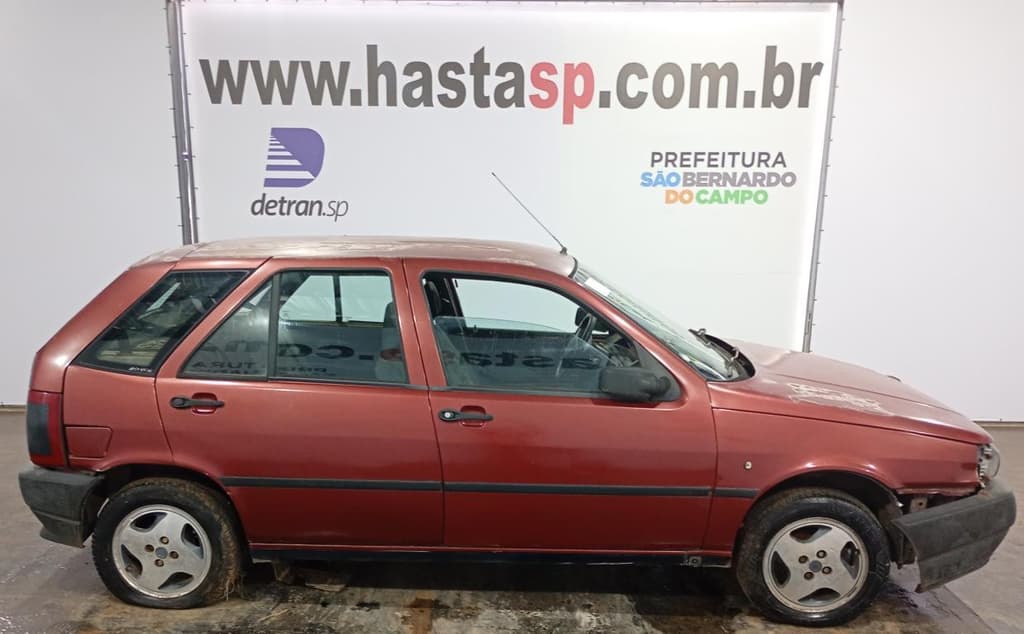 Fiat Tipo 1.6 IE 1995, vermelha