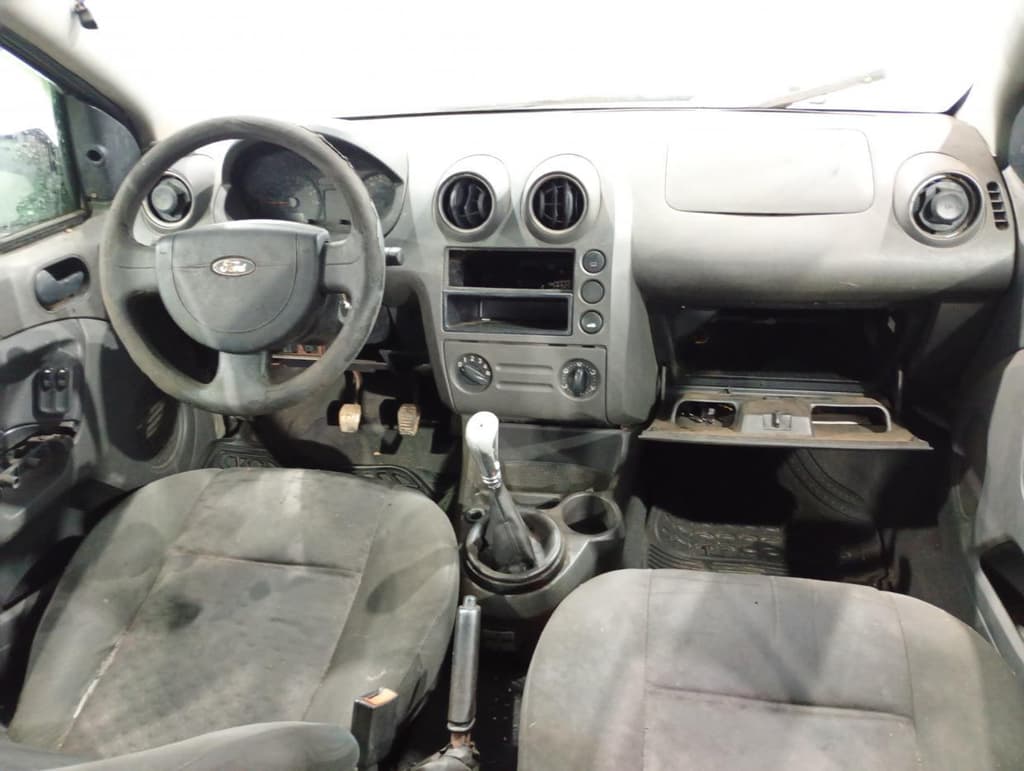 Ford Fiesta 2005 — foto 7
