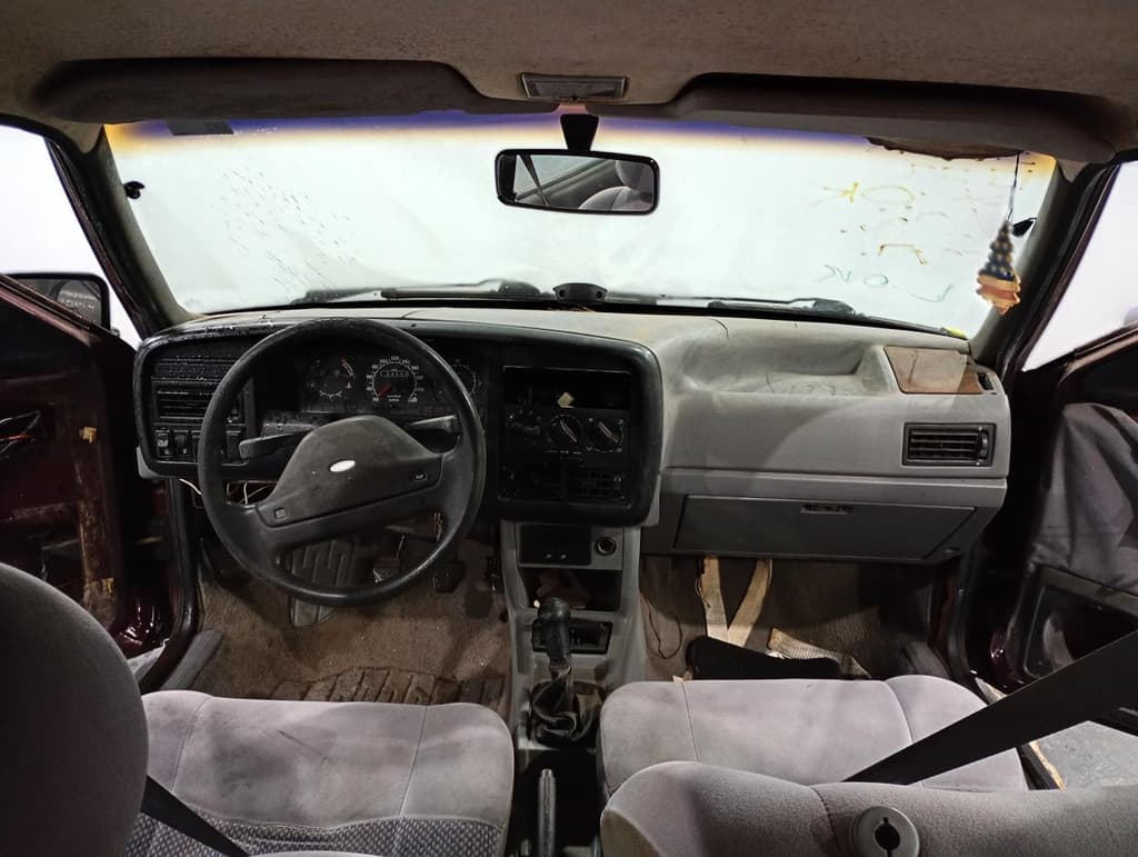 Ford Versalles 2.0 I GL 1995 — foto 4