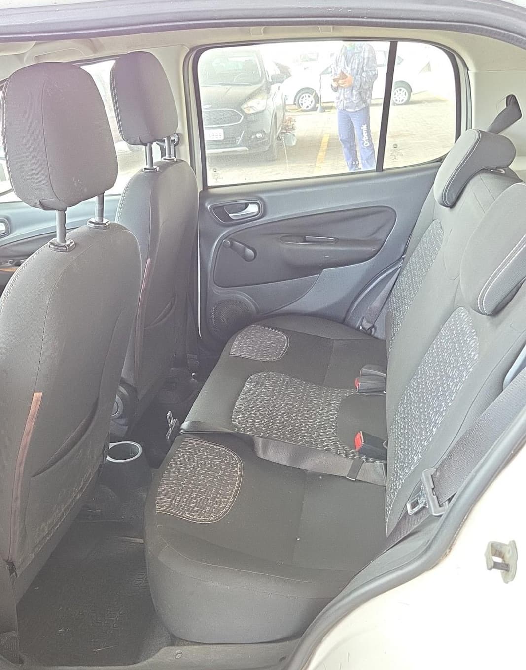 Fiat UNO Evolution 1.4 de 2015 — foto 5