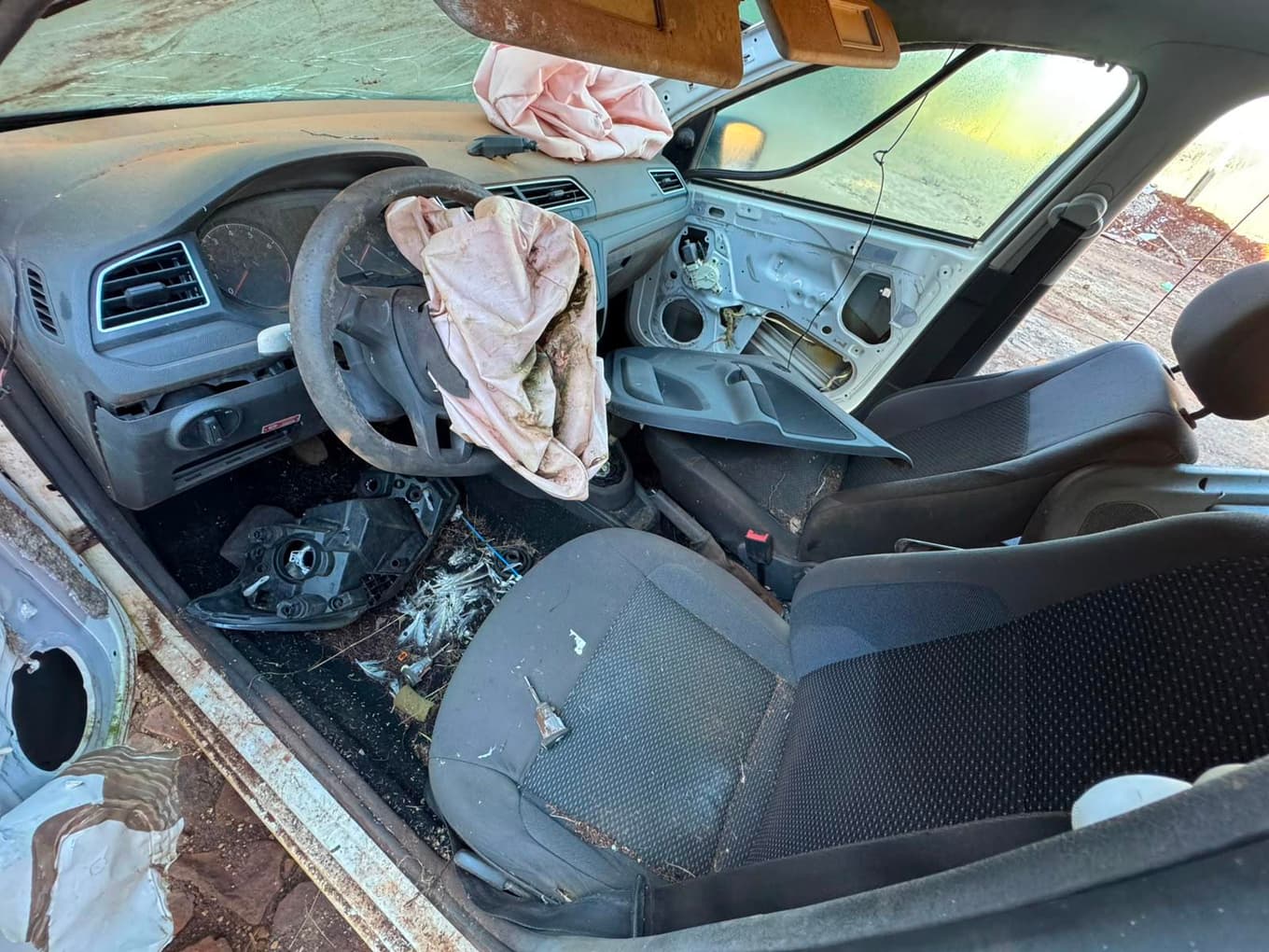 Volkswagen Gol 1.0l Mc4 - 2018 — foto 7