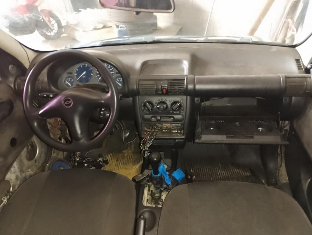 Chevrolet Corsa Milenium 2002 — foto 5