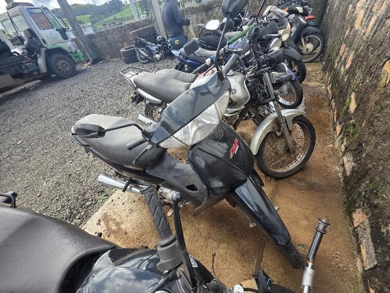 Honda C100 BIZ ES 2004 — foto 2