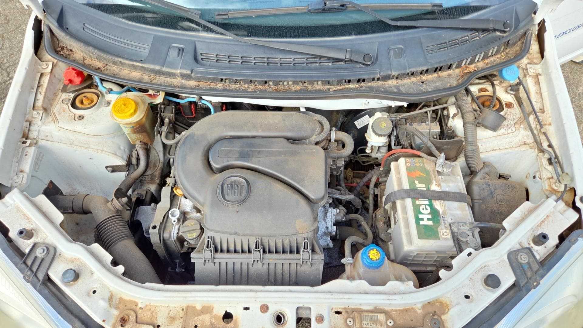 Fiat UNO Economy de 2014 — foto 8