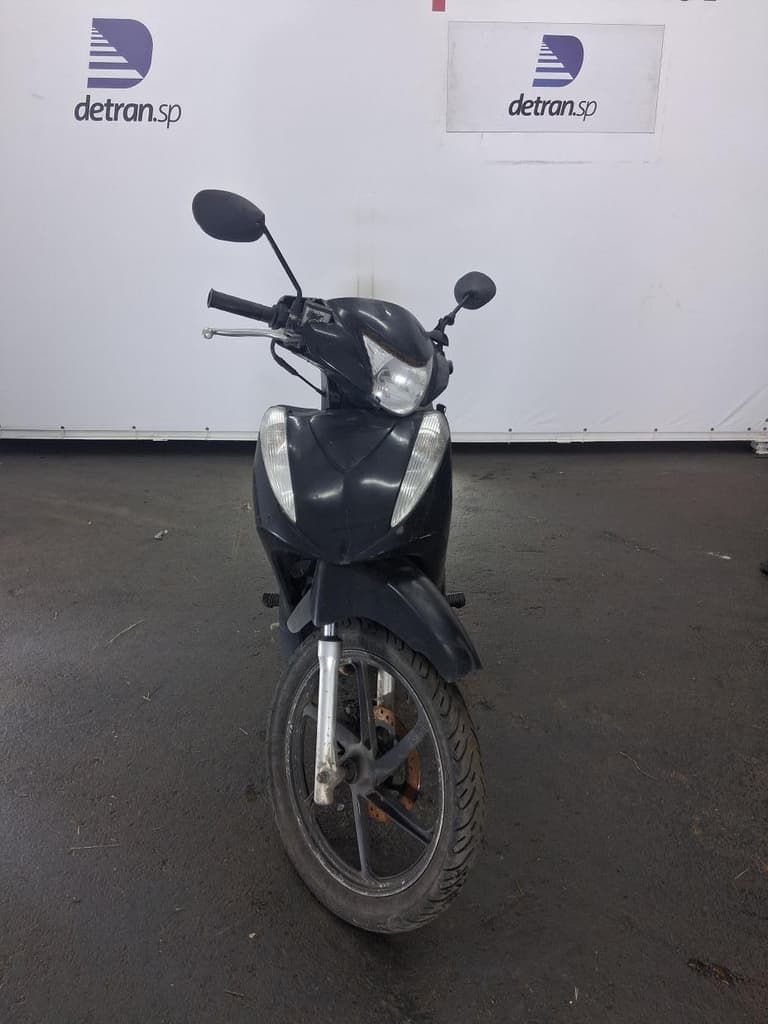 Honda BIZ 125 KS 2011, preta