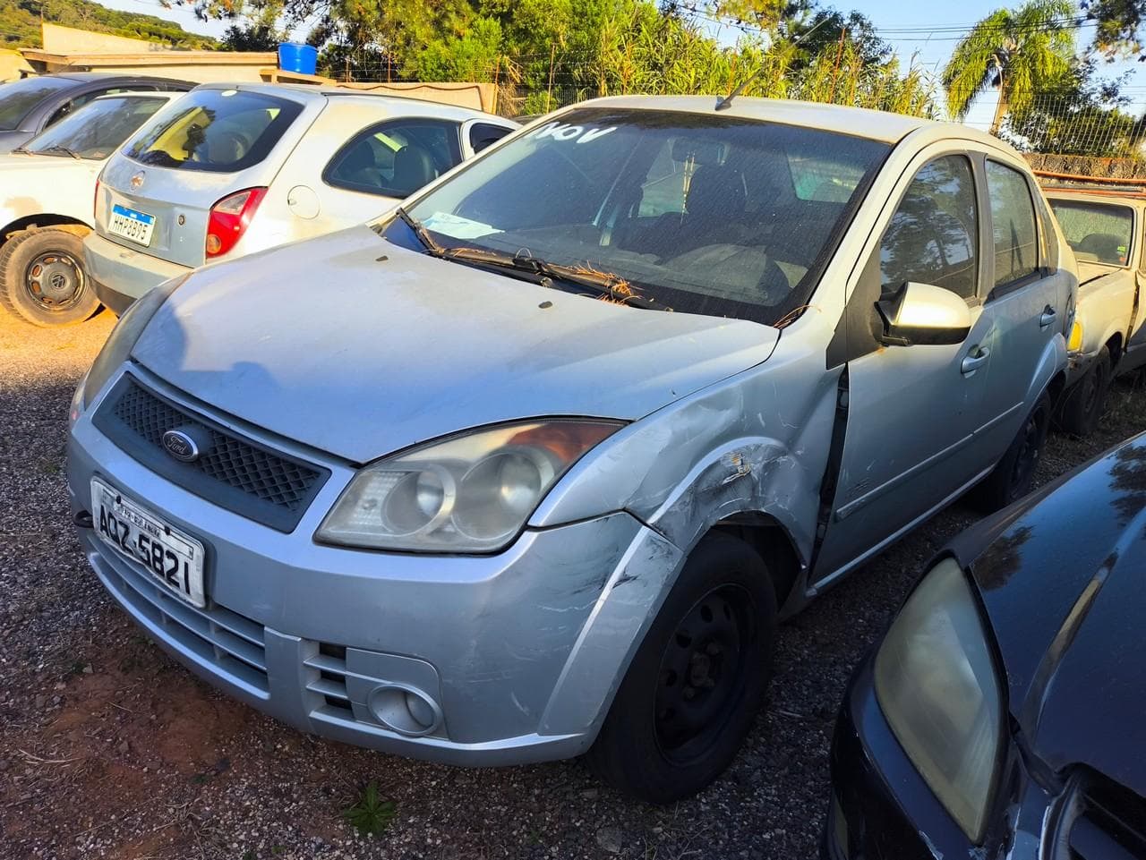 Fiesta Sedan1.6flex - Ford 2009