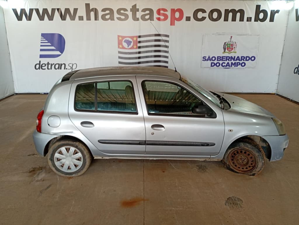 Renault Clio AUT 1.0 H 2007, prata